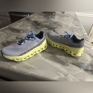 Like new On Cloudmonster shoes. Women size 8.